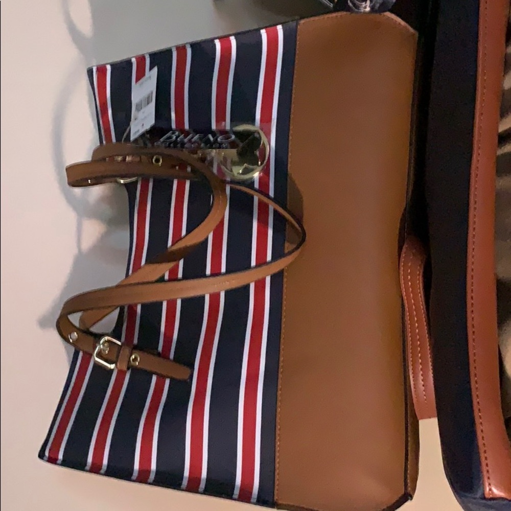 Purse/Tote - Picture 5 of 5